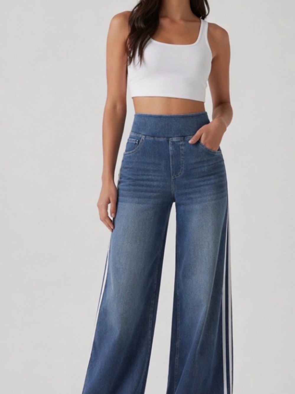 HALARA Blue Wide-Leg High-Rise Jeans with Side Stripes